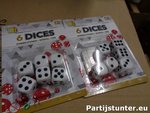 PARTIJ DOBBELSTENEN 6 STUKS OP KAART