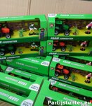 FARM SERIES TRACTOR MET BOER EN HEK