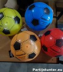PARTIJ VOETBAL 21CM ASSORTI KLEUREN VOOR DE UITGOOI