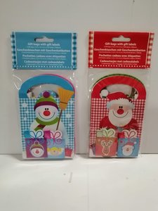 PARTIJ CADEAUTASJES MET CADEAULABELS KERST