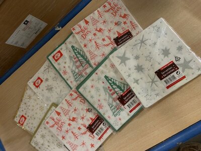 PARTIJ KERSTSERVETTEN 3 LAAGS  33X33CM 16 STUKS PER PAKJE