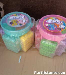 PARTIJ GROTE KRALENSET IN RONDE BOX VOOR SIERADEN TE MAKEN