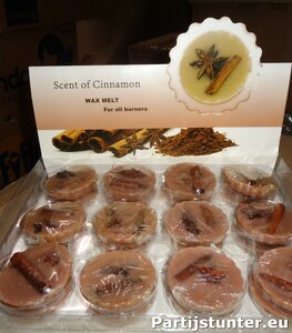 PARTIJ WAXMELT KANEEL IN DISPLAY