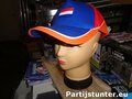 PARTIJ ORANJE ROOD WIT BLAUWE CAP 