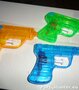 PARTIJ MINI WATERPISTOOLTJES 10CM 